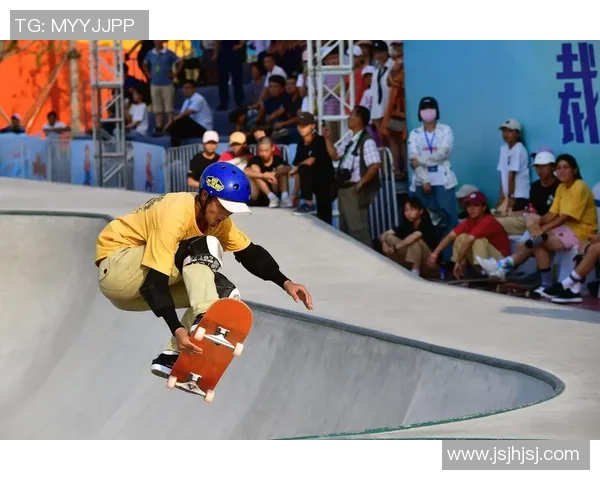 武汉极限运动队在滑板精英赛中以92分稳居积分榜首位 武汉极限运动队在滑板精英赛中以92分稳居积分榜首位